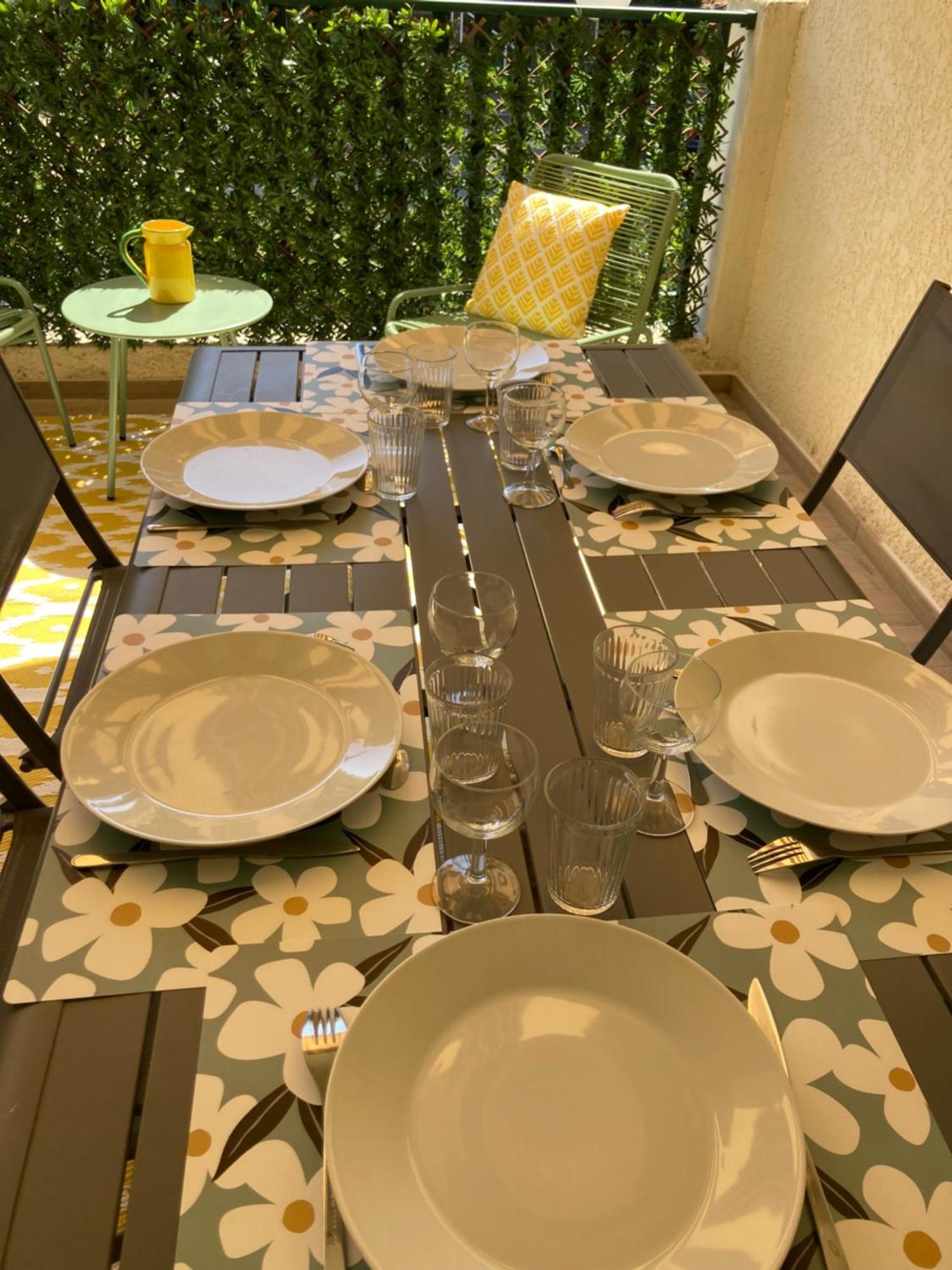 Studio 110 Grande Terrasse Proche Mer Bandol Luaran gambar