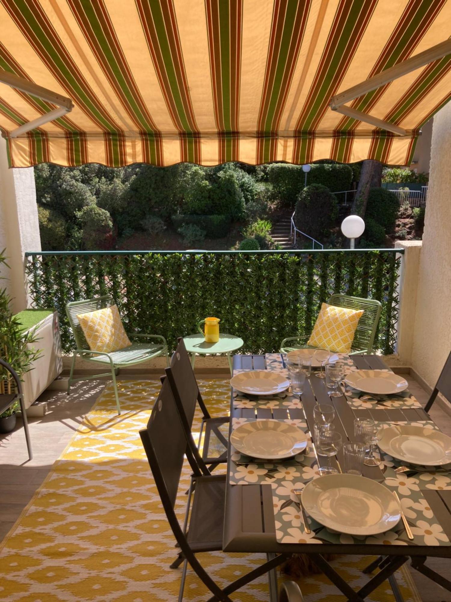 Studio 110 Grande Terrasse Proche Mer Bandol Luaran gambar