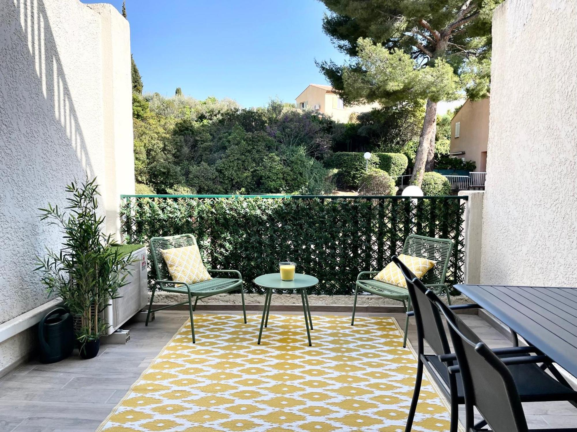 Studio 110 Grande Terrasse Proche Mer Bandol Luaran gambar